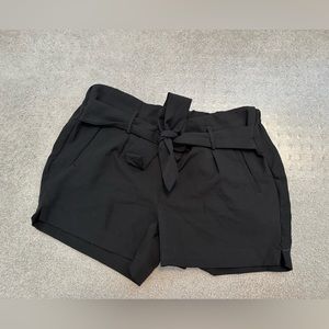 Black tie belt shorts